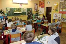 Leśnicy w szkole w Dłutowie